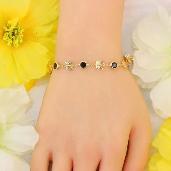 Minimalist Bracelet, Sleek & Modern Design, Women’s Fashion, YC110472-B - Picture 2 of 10